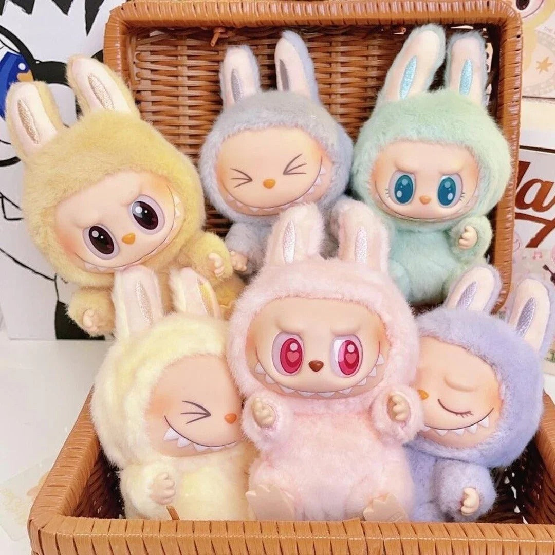 LABUBU COLLECTIBLES PLUSH DOLL KEYCHAIN